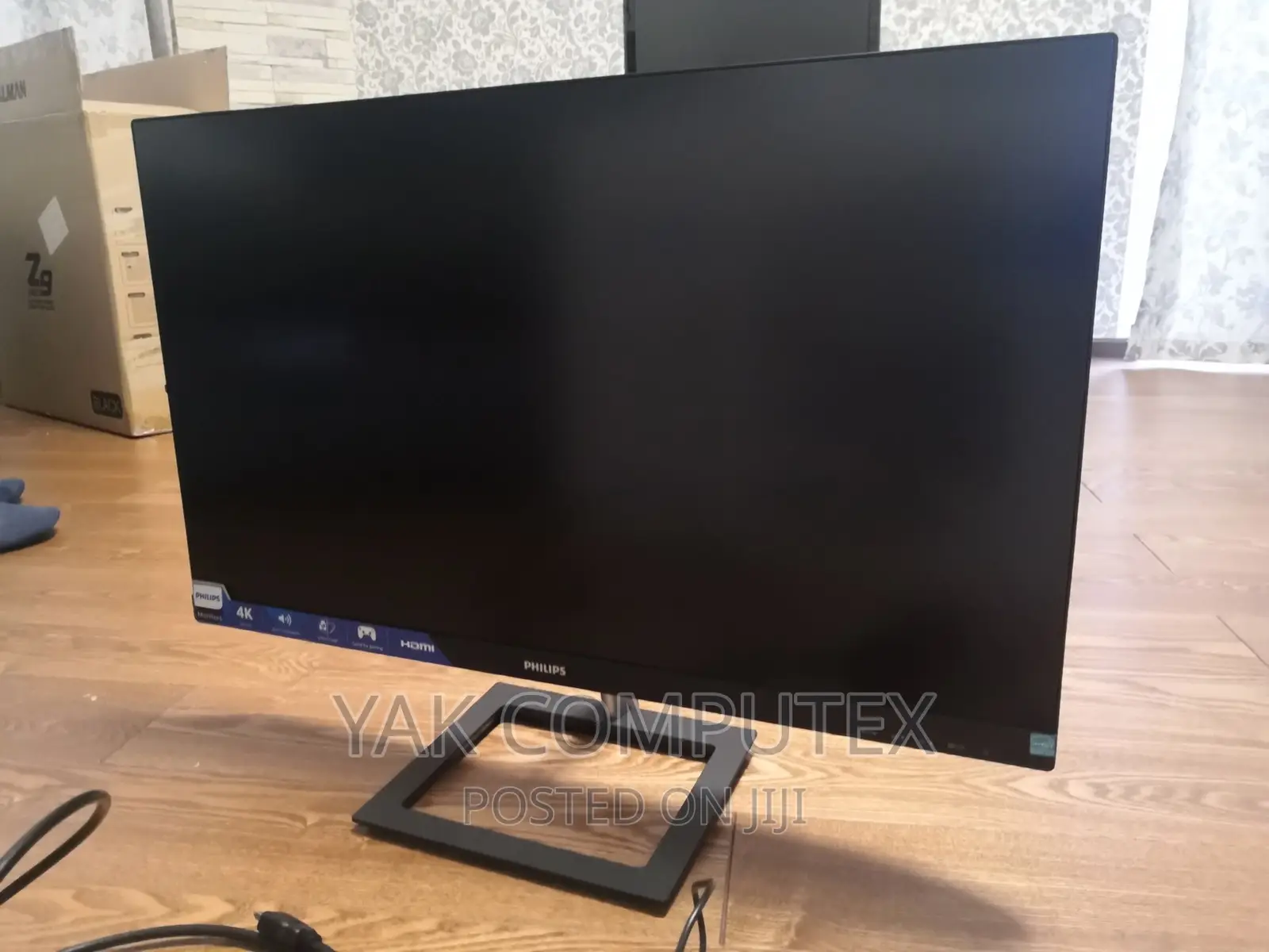 Philips UHD 32 Inch Curved Monitor