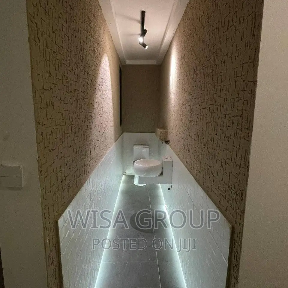 4bdrm Duplex in Wisa Groups, Accra Metropolitan for sale
