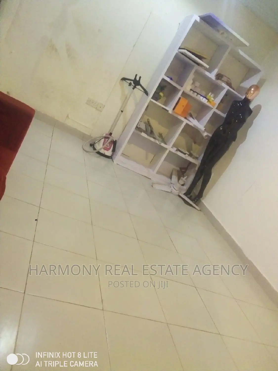 Shop to Let -Kotobabi