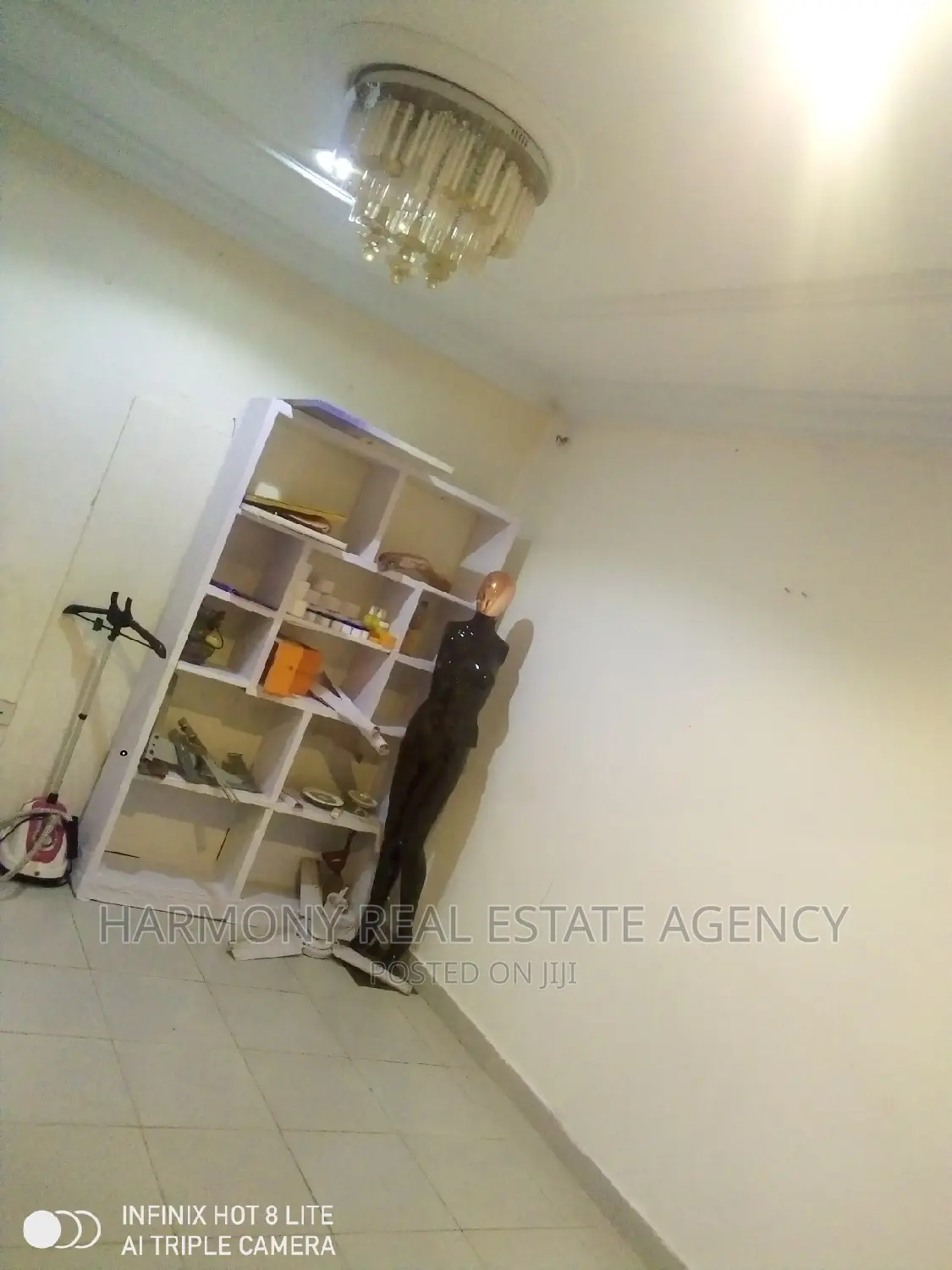 Shop to Let -Kotobabi