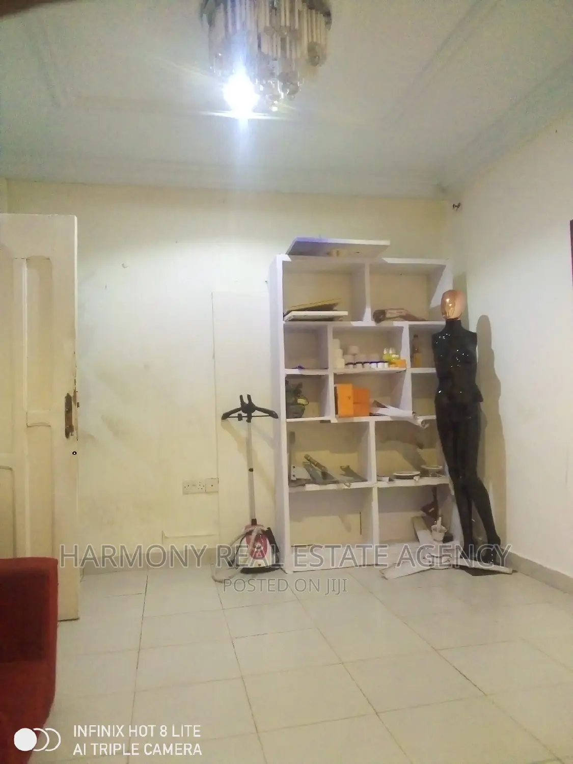 Shop to Let -Kotobabi