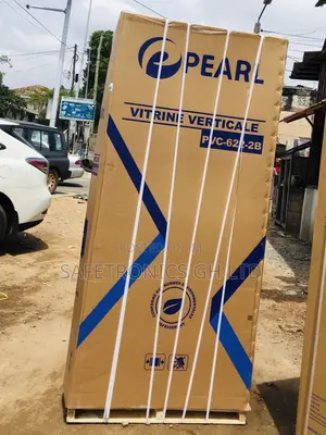  Pearl PVC-622-2B Glass Doubledoor Display