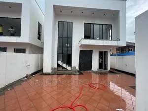4bdrm House in Baatsona Total for sale