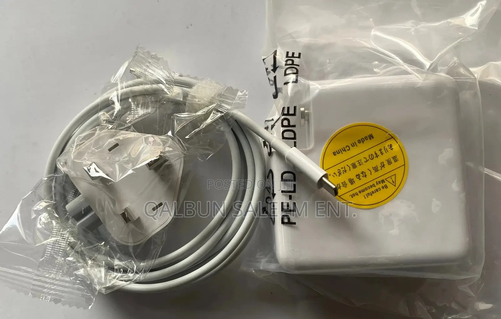 Original Apple Macbook 20.2V 4.3A 87 Watts Type-C Charger