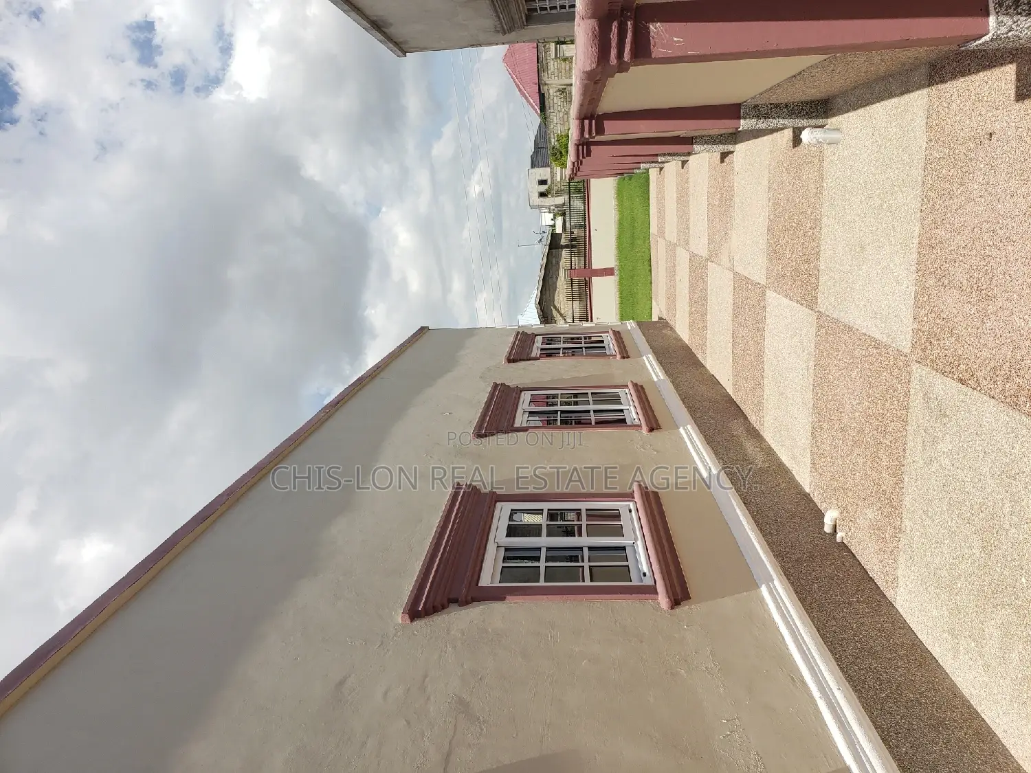 3bdrm House in Tuba, Kasoa for sale