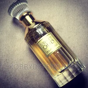 Velvet Oud Perfume
