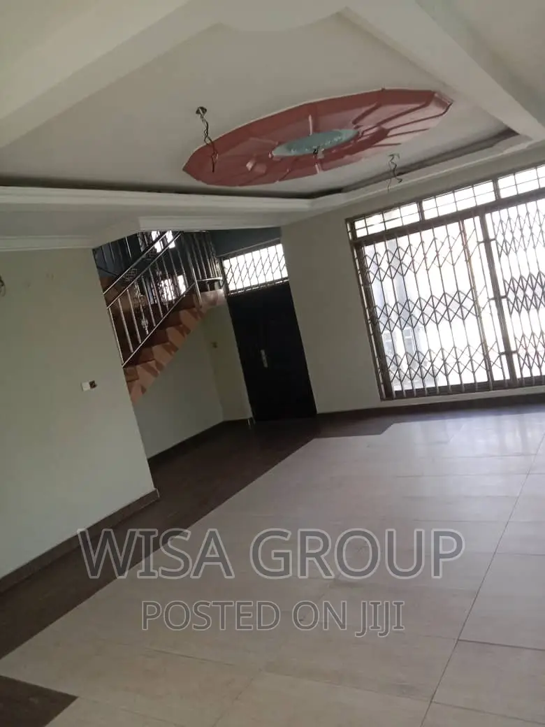 4bdrm Duplex in Wisa Groups, Accra Metropolitan for rent