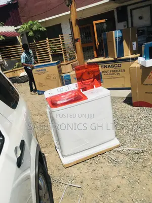 Topload Semiautomatic Nasco Red/White 11KG Washingmachine