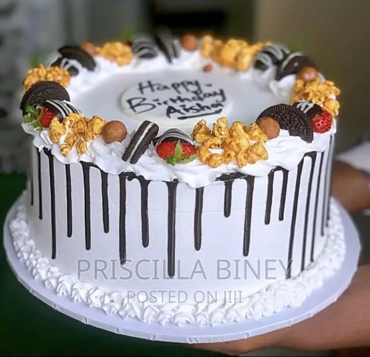 Delicious Whipped Cream Cake