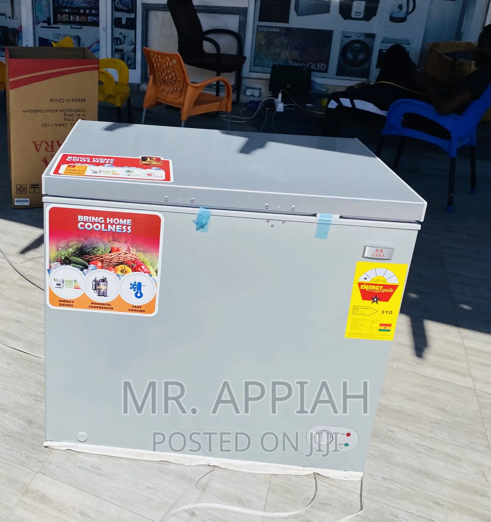 Manual Defrost Zara 260 Single Door Electric Freezer.