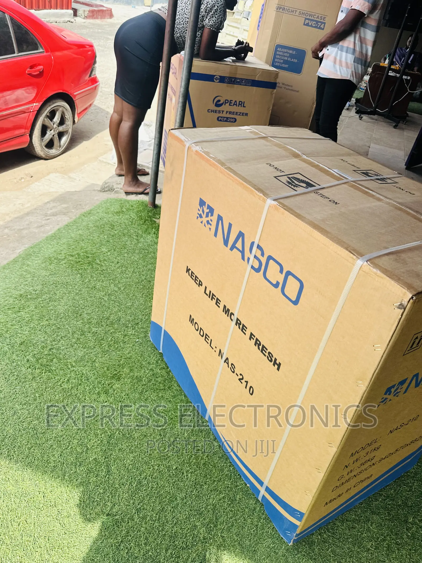 1 Year Warranty Nasco Chest Freezer Single Door 200L