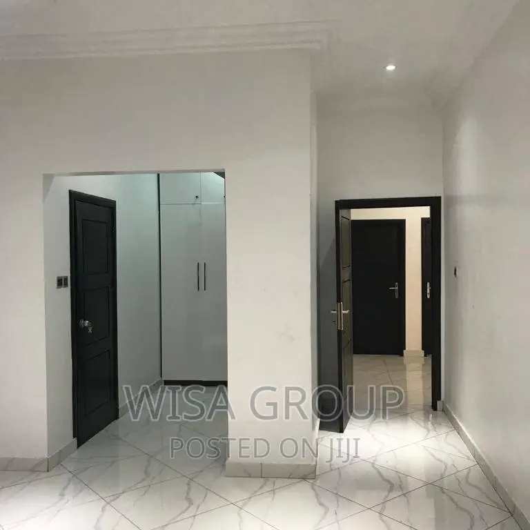 5bdrm Duplex in Wisa Groups, Accra Metropolitan for rent