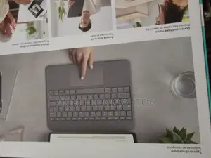 Logitech Combo Touch iPad Pro 12.9-Inch 5th, 6th Gen