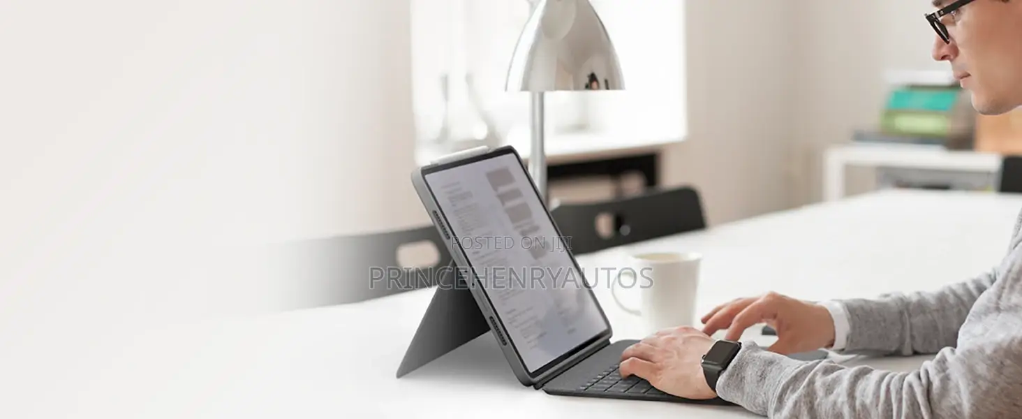 Logitech Combo Touch iPad Pro 12.9-Inch 5th, 6th Gen