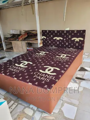 Inbuilt Double Bed