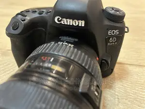 Canon 6d Mark Ii With 24 - 105mm Lens