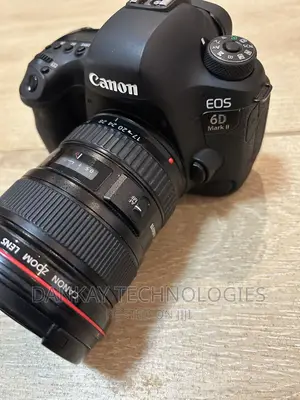 Canon 6d Mark Ii With 17 - 40mm Lens