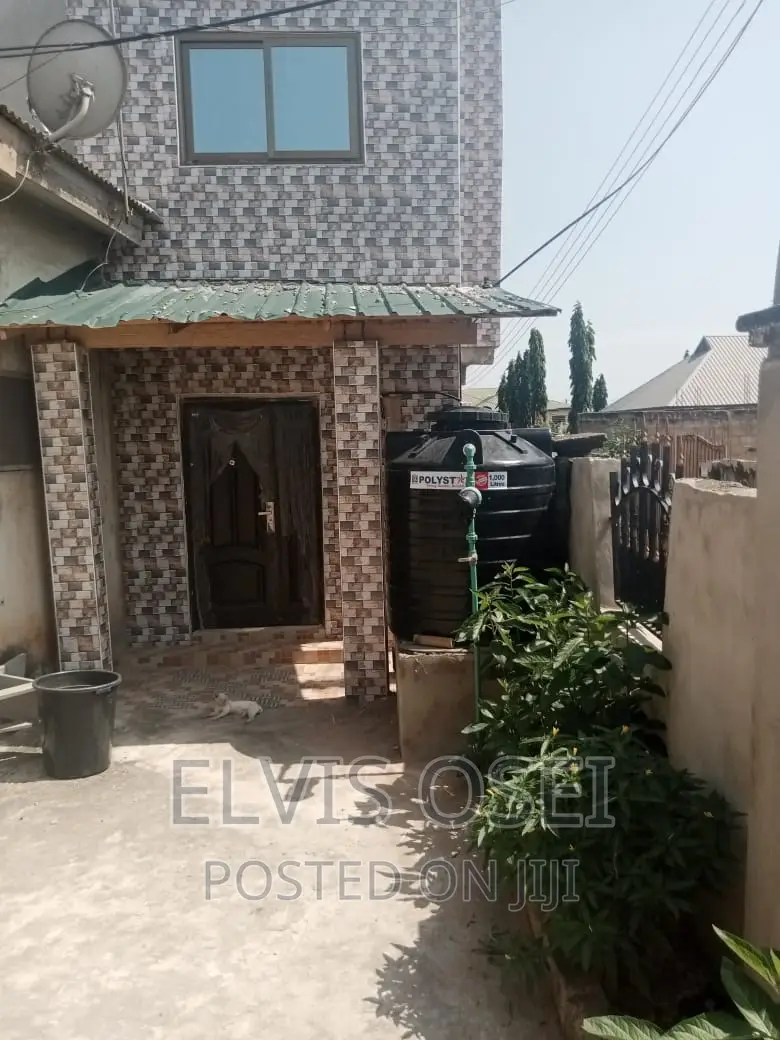 2bdrm Apartment in Ayigbe Town Azuma, Weija for rent