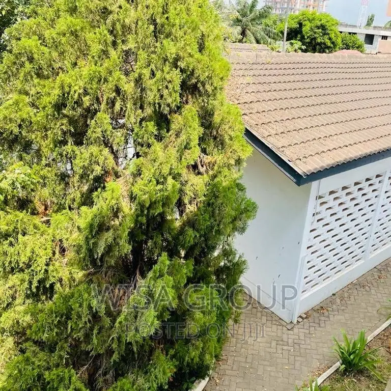 6bdrm Duplex in Wisa Groups, Accra Metropolitan for rent
