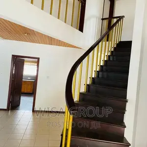 6bdrm Duplex in Wisa Groups, Accra Metropolitan for rent