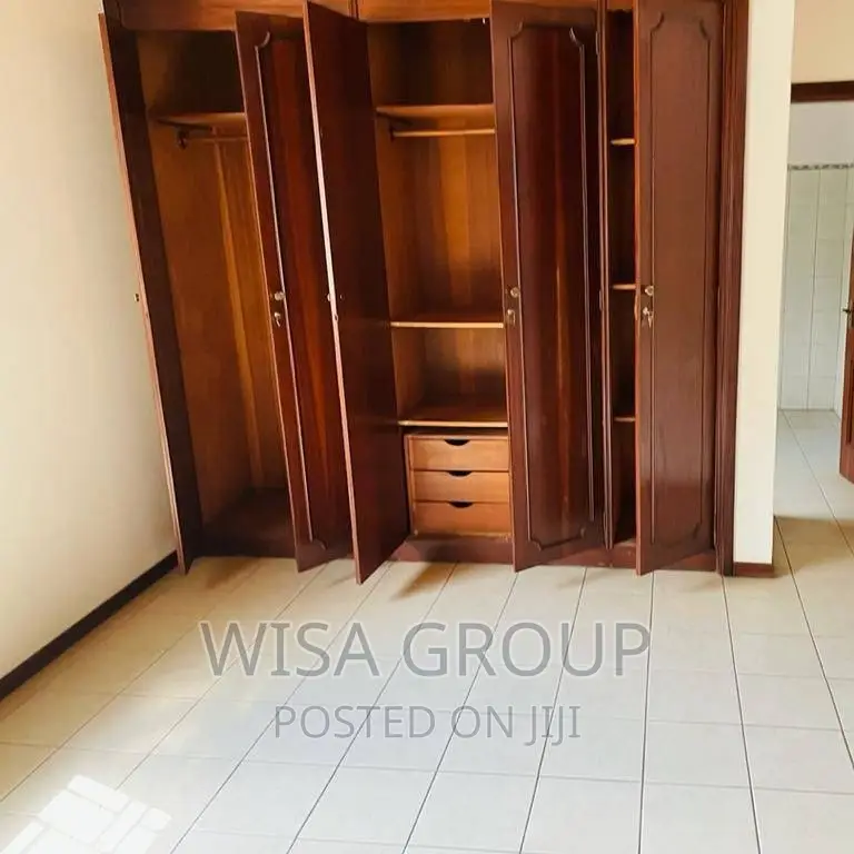 6bdrm Duplex in Wisa Groups, Accra Metropolitan for rent