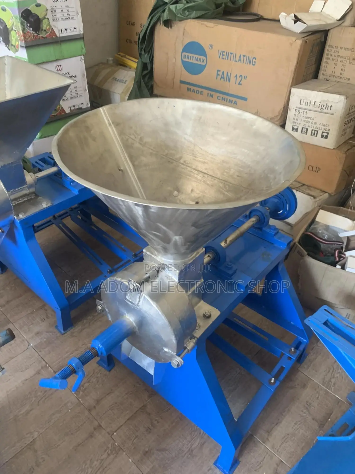 Commercial Tomatoes Pepper Vegetables Grinder