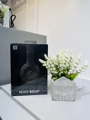Classy Sleek Headset Solo 3 Black