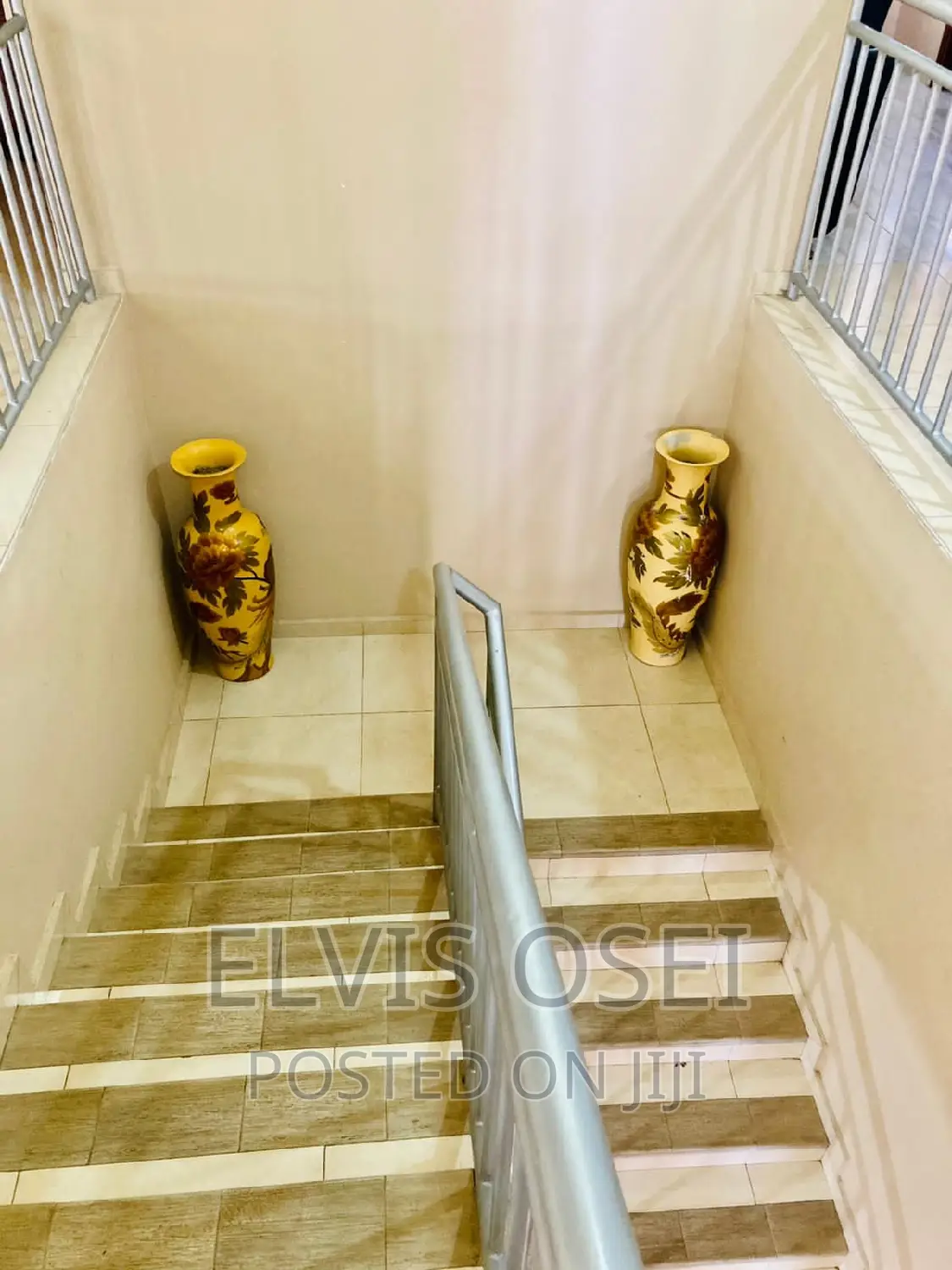 6bdrm House in Block Factory Scc, Weija for sale