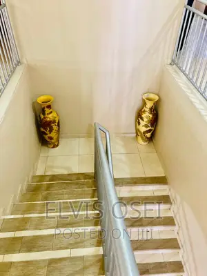 6bdrm House in Block Factory Scc, Weija for sale