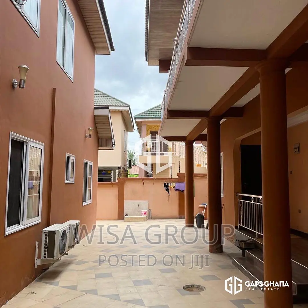 5bdrm Duplex in Wisa Groups, Accra Metropolitan for sale