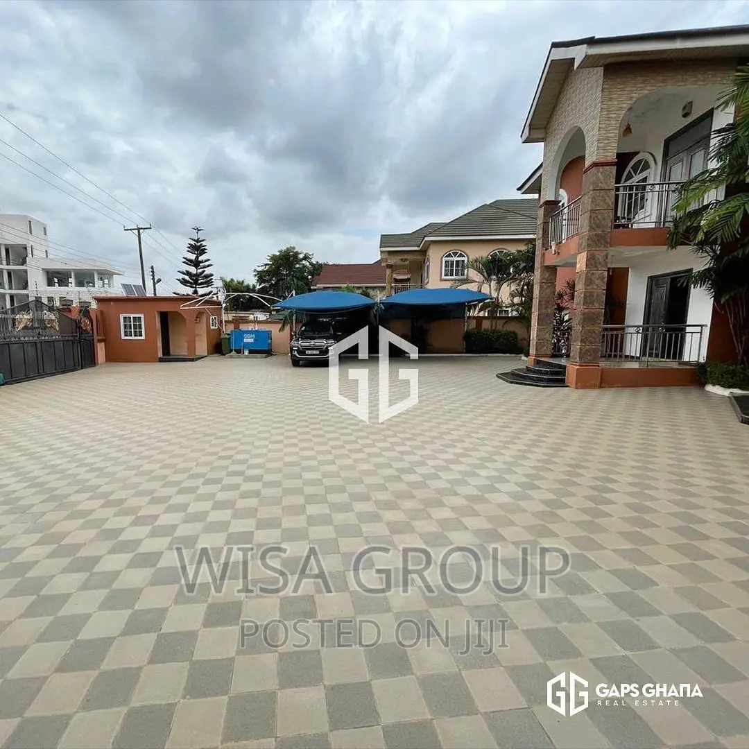 5bdrm Duplex in Wisa Groups, Accra Metropolitan for sale