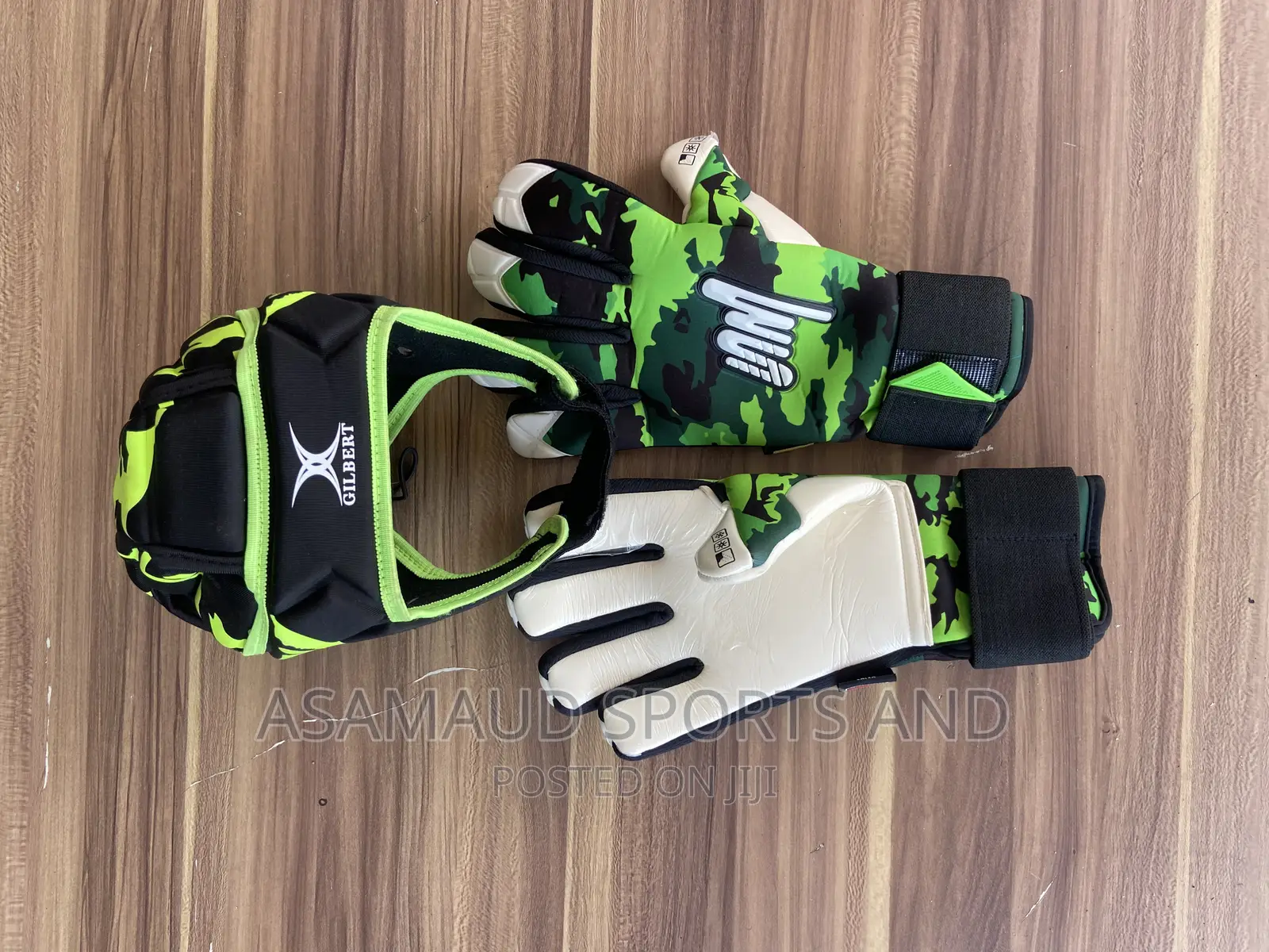 Original Goalkeppers Head Cover Plus Gloves