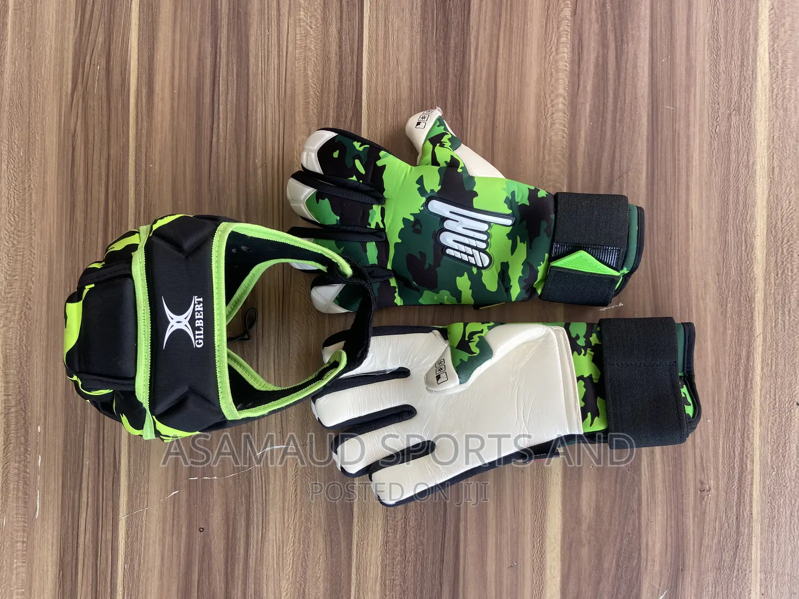 Original Goalkeppers Head Cover Plus Gloves