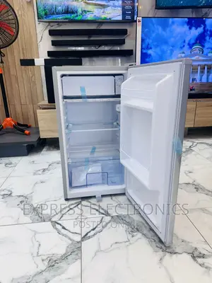 Lock and Key Table Top Fridge Zara 80l