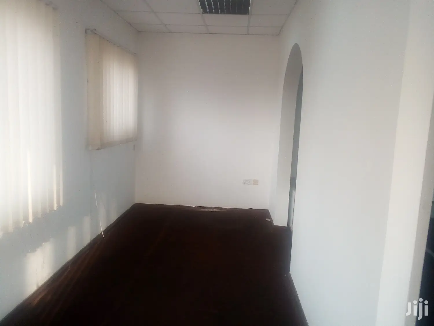Fully Furnished Office Space For Rent