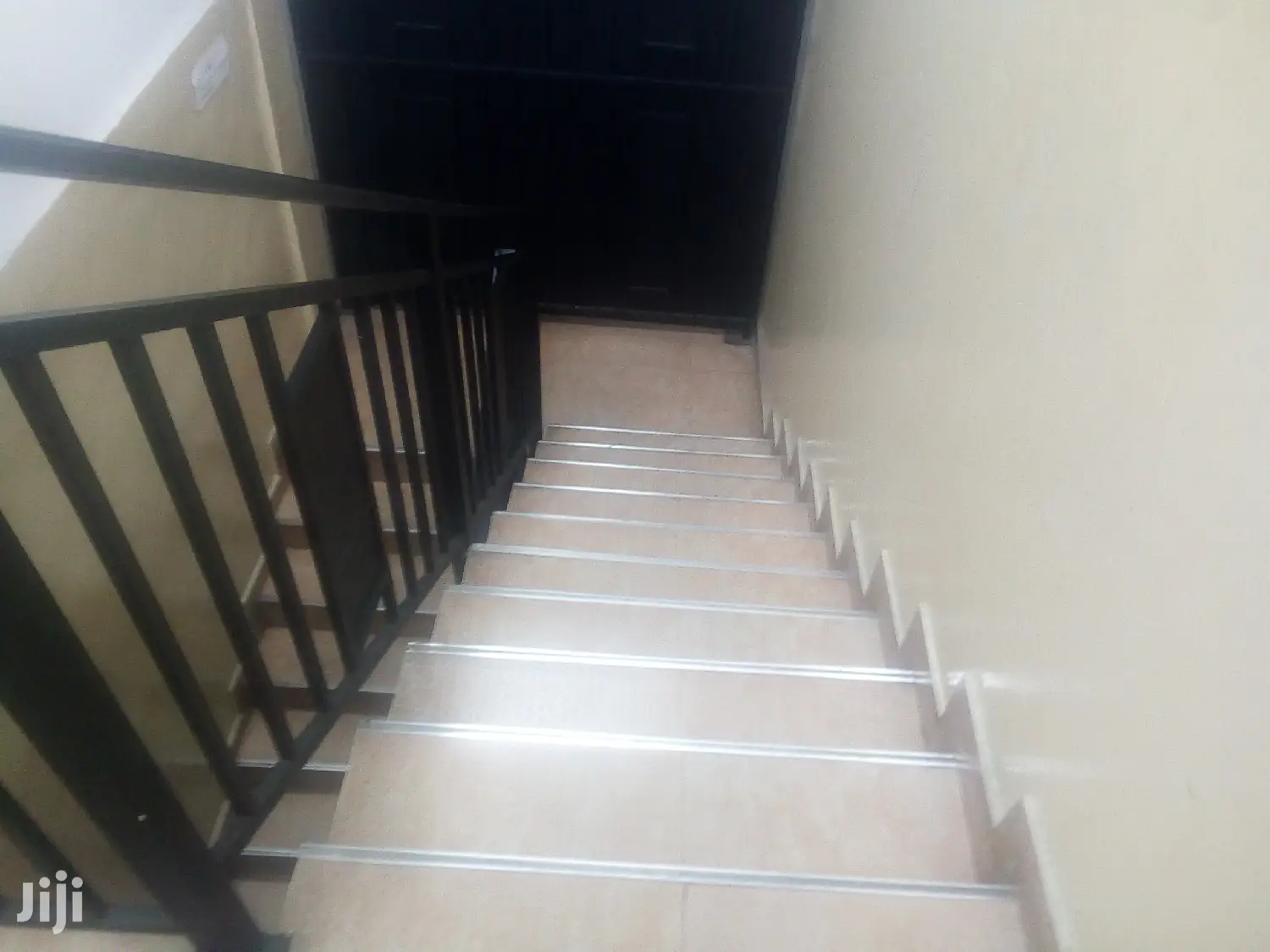 Fully Furnished Office Space For Rent