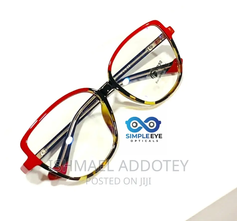 Frame/Spectacle
