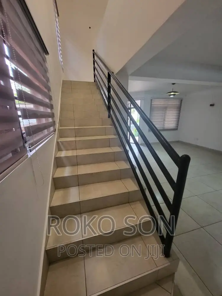 3bdrm Duplex in Dr Roko, Cantonments for sale