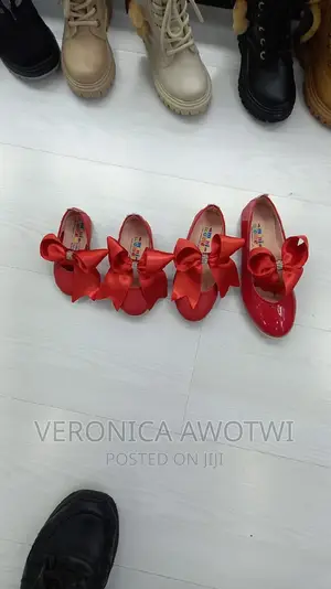 Photo - Christmas Red Flat Bow Shoes