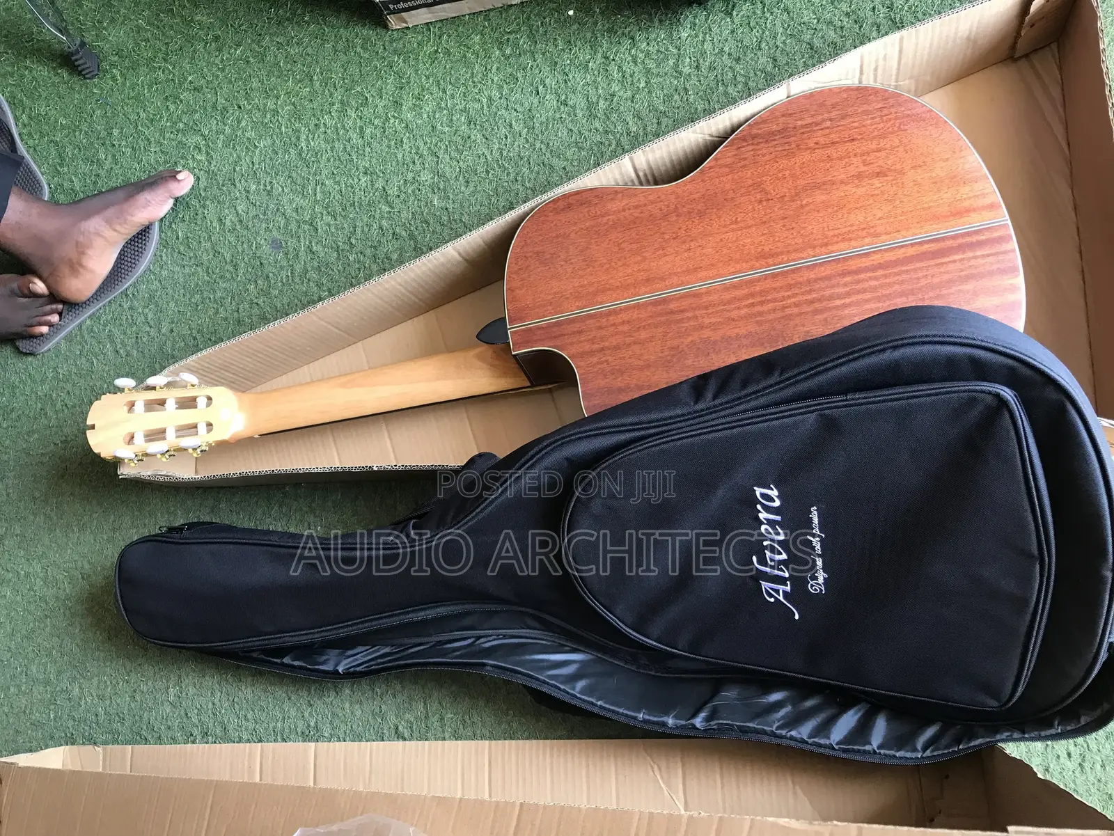 Alvera Acoustic Lead Guitar