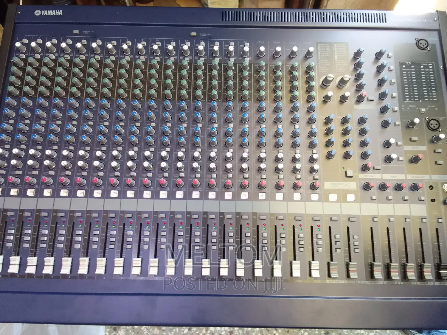 Yamaha Mg24/14fx 24channels Professional Mixer