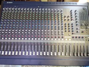 Yamaha Mg24/14fx 24channels Professional Mixer