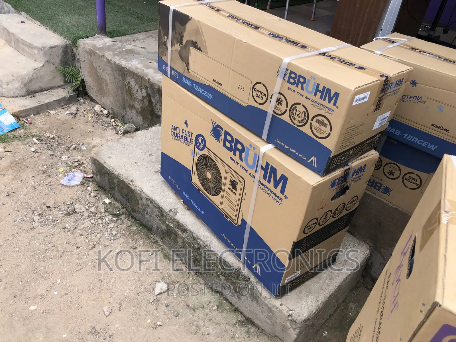 Dual Drainage-Bruhm 1.5 Hp Split Air Conditioner Bas-12rcew