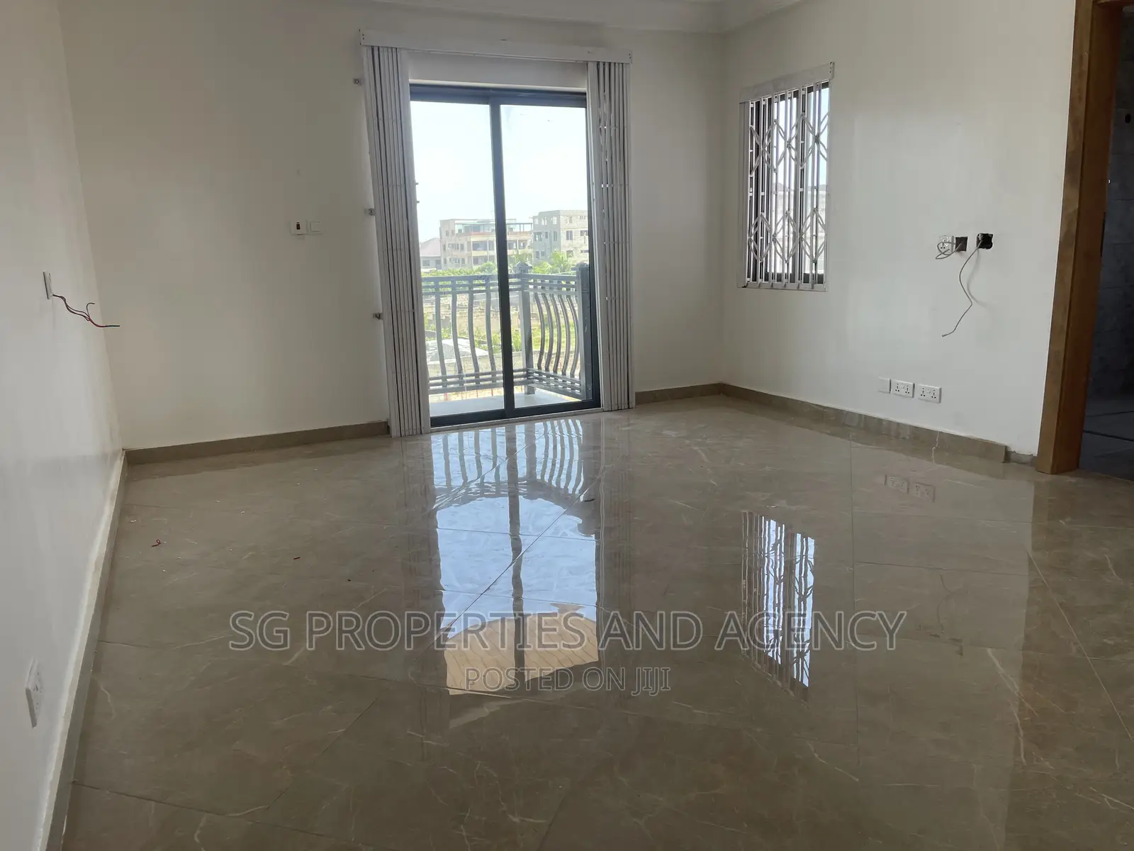 3bdrm Apartment in Lashibi, Spintex for rent