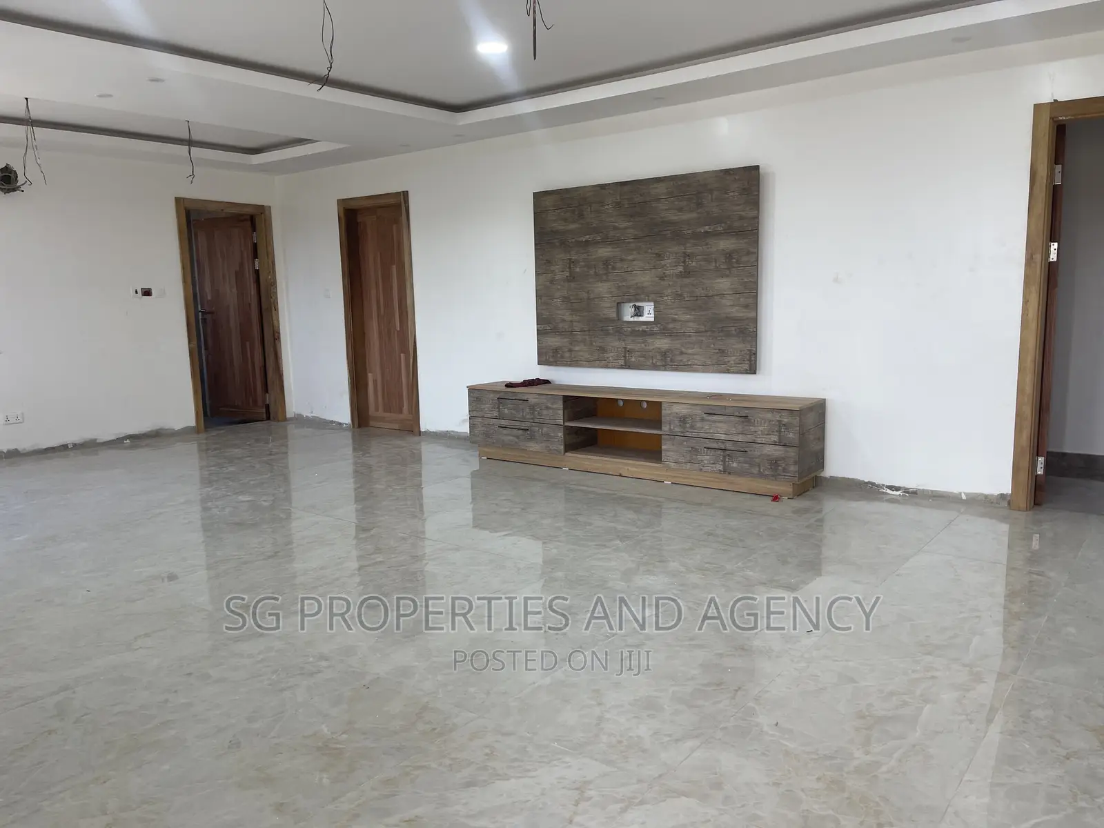 3bdrm Apartment in Lashibi, Spintex for rent