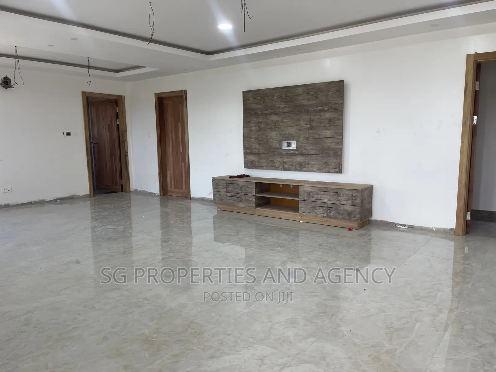 3bdrm Apartment in Lashibi, Spintex for rent