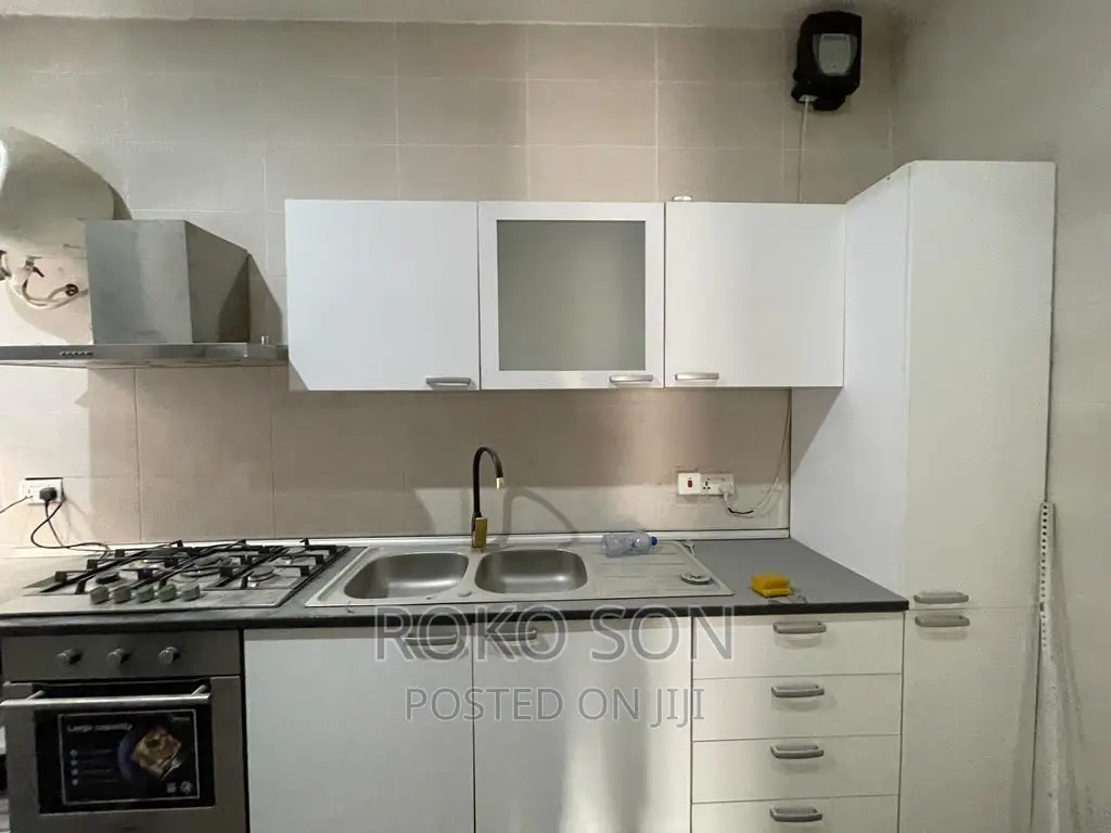 5bdrm Duplex in Dr Roko, Airport Residential Area for sale