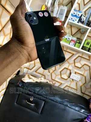 Apple iPhone 11 64 GB Black