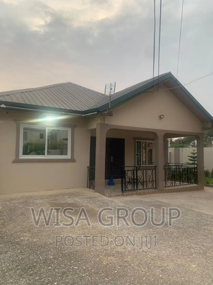 4bdrm Duplex in Wisa Groups, Accra Metropolitan for rent