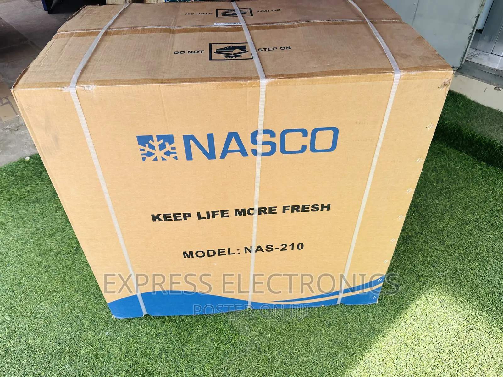 Powerful Dynamic Chest Freezer Single Door Nasco 200L